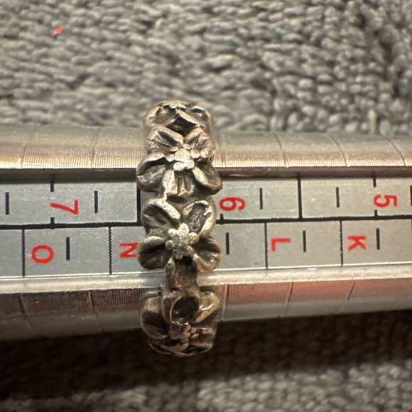 Textured Silver Ring - Picture 5 of 5